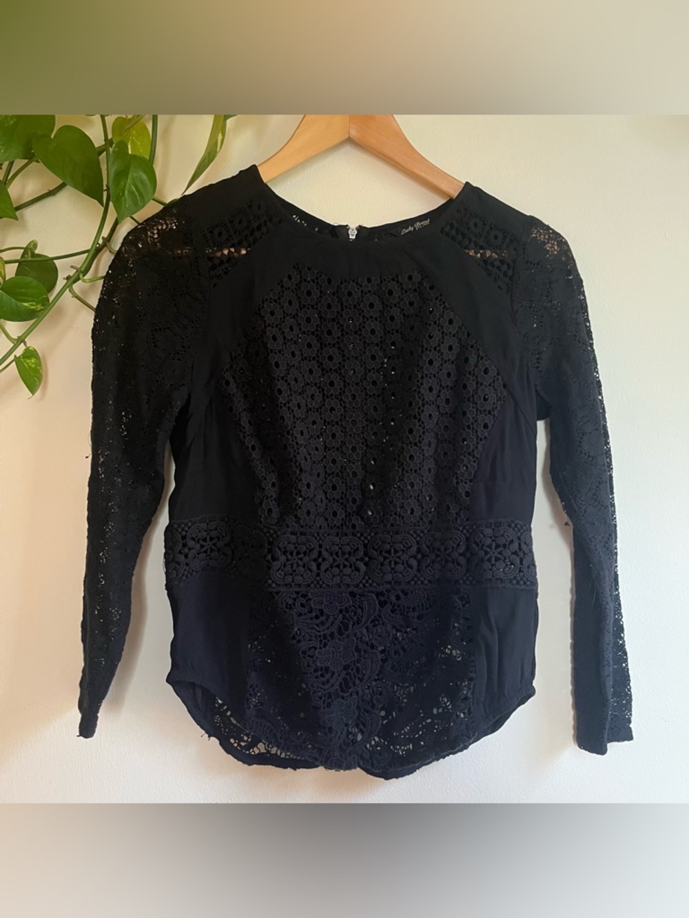 Lucky Brand black cotton lace long sleeve top zip-up back Size S